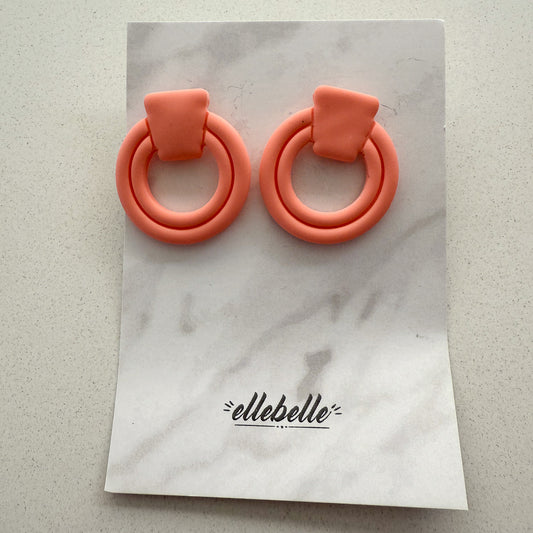 Oorbellen: Oorbel Modern Mollie zalmroze